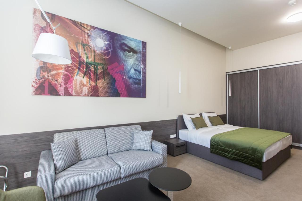 Hotel Grand Hedonist Pančevo Dış mekan fotoğraf